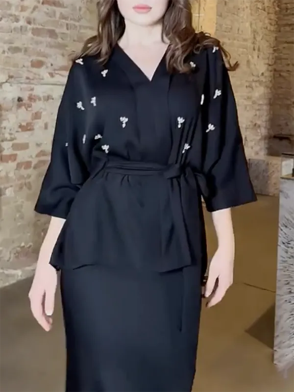 Solid Color Tied Waist V-Neck Blouses & Bodycon Skirts Suits