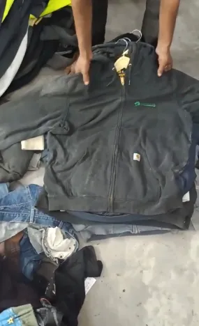 Sunfaded carhartt hoodies and sweatshirts 65 pieces