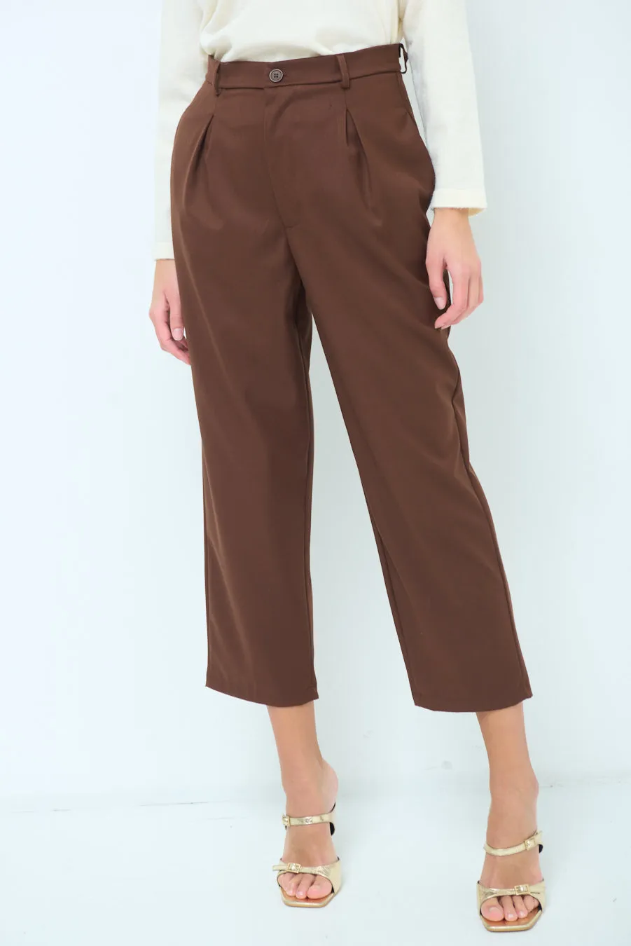 Tailored cropped trousers wholesale