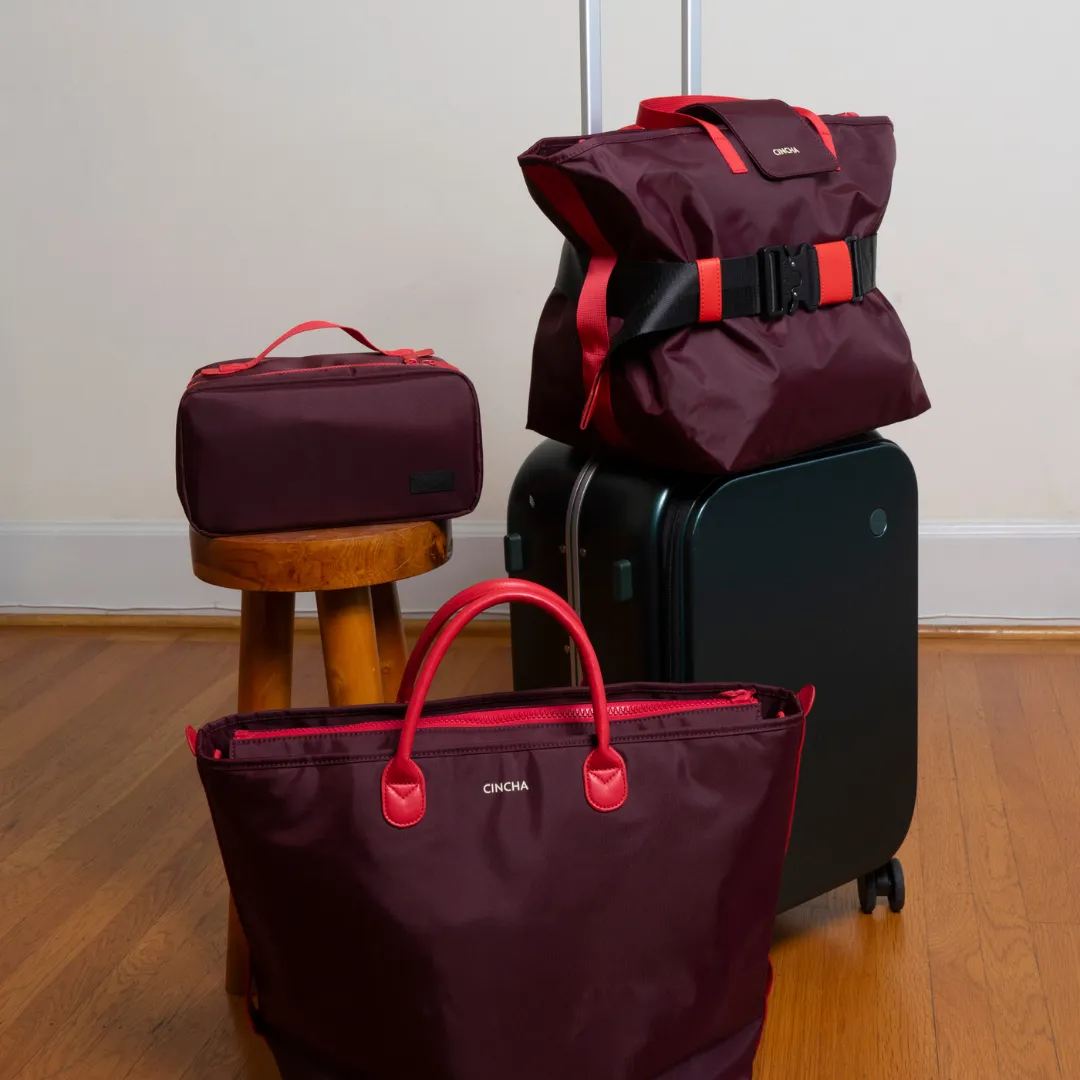 The Expandable Tote - Merlot
