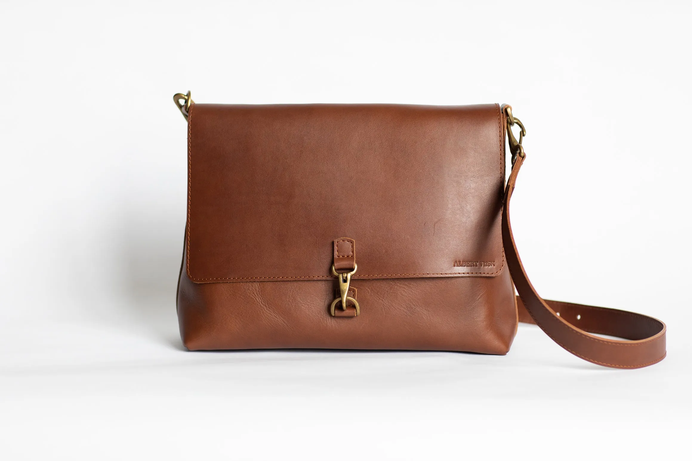 The Wanderers Satchel