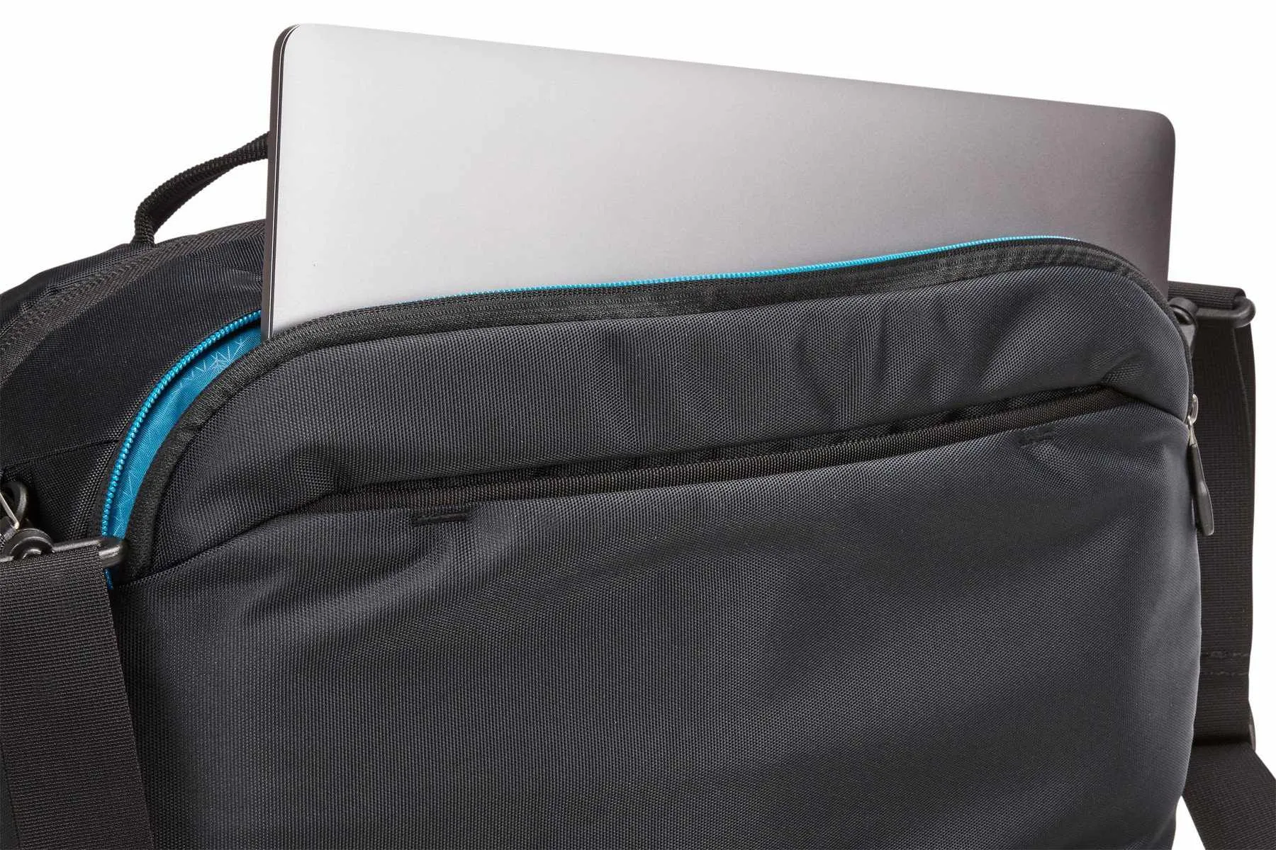 Thule Subterra Boarding Bag 23L | Black