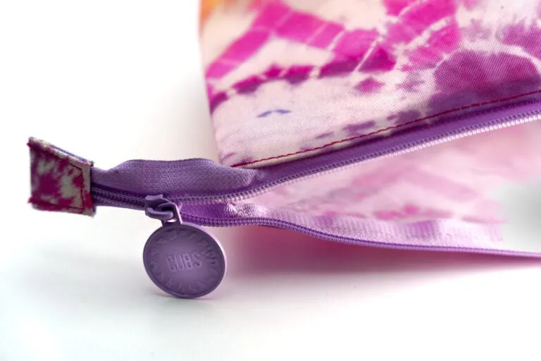 Tie Dye Water Colors Pink 1 M Pouch