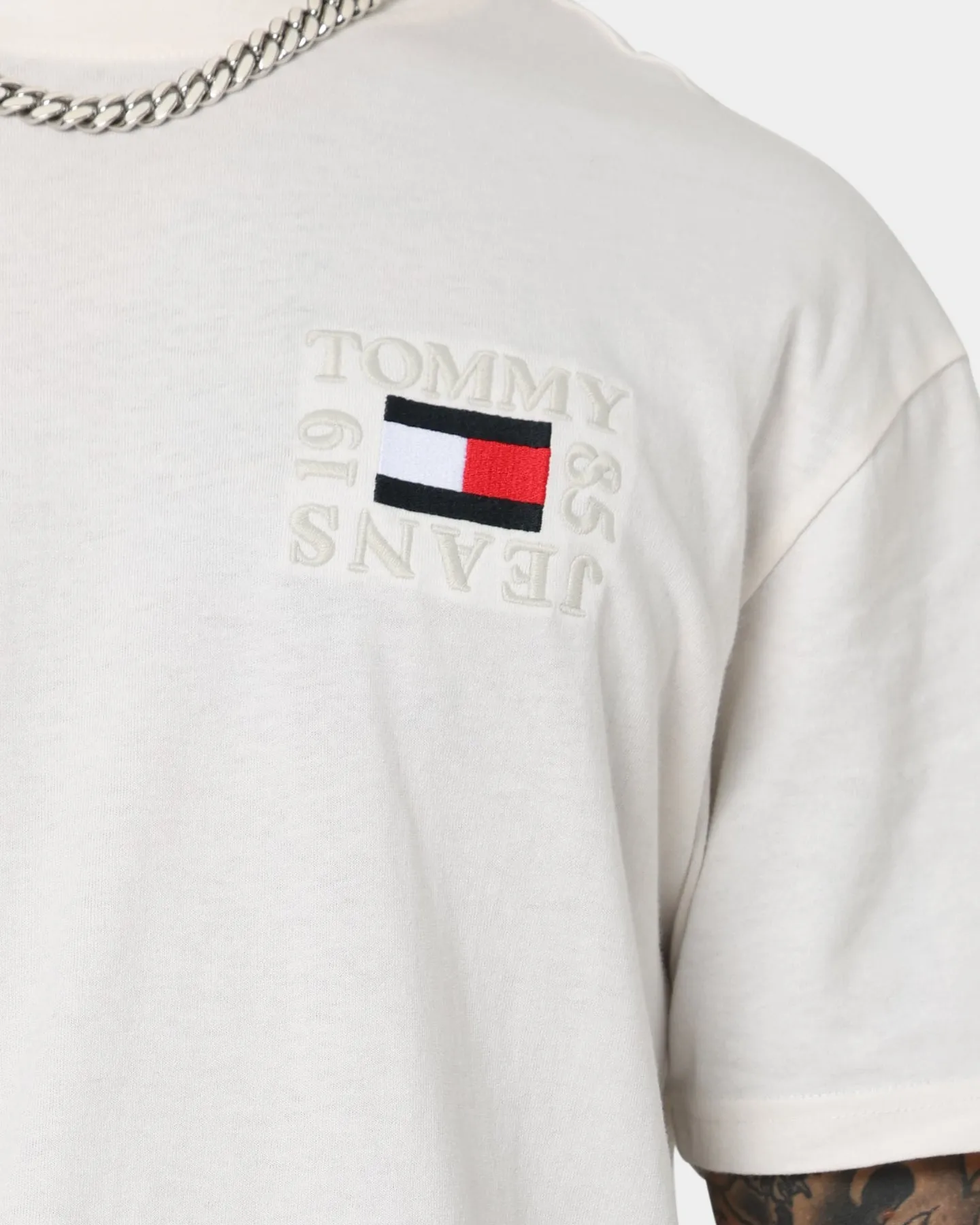 Tommy Jeans Timeless Box T-Shirt Ancient White
