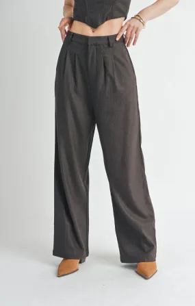 Trust Me Pleated Trouser | Dark Brown