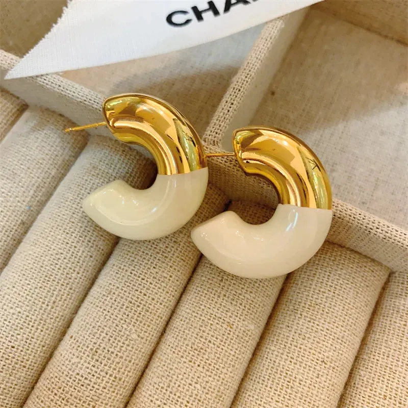 VAIGE Chic Metallic C-shaped Enamel Stud Earrings with Glossy Drip Glaze in Elegant Blue and Gold