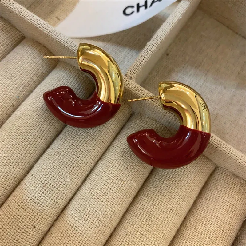 VAIGE Chic Metallic C-shaped Enamel Stud Earrings with Glossy Drip Glaze in Elegant Blue and Gold