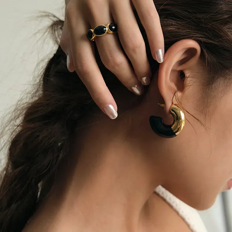 VAIGE Chic Metallic C-shaped Enamel Stud Earrings with Glossy Drip Glaze in Elegant Blue and Gold