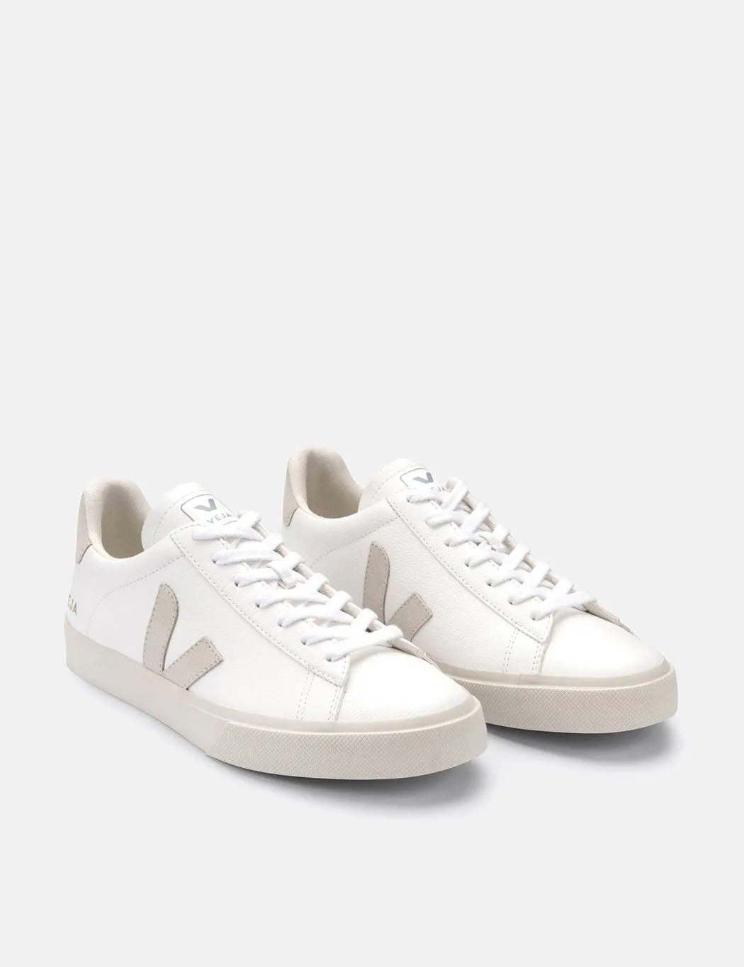 Veja Campo (Chrome Free) Trainers - Extra White/Natural Suede