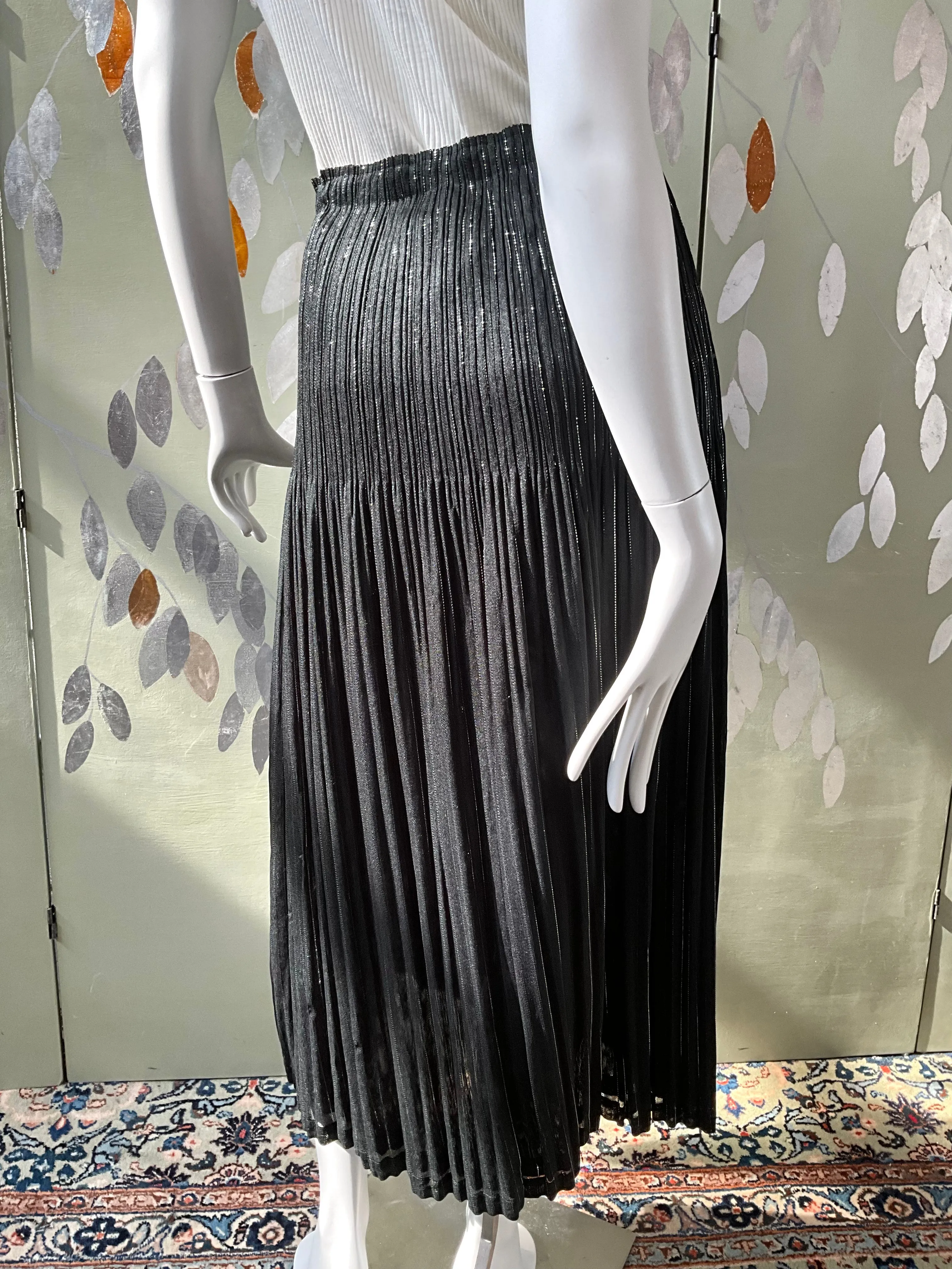 Vintage 1990s Issey Miyake Black and Silver Metallic Pleated Midi Skirt, Medium