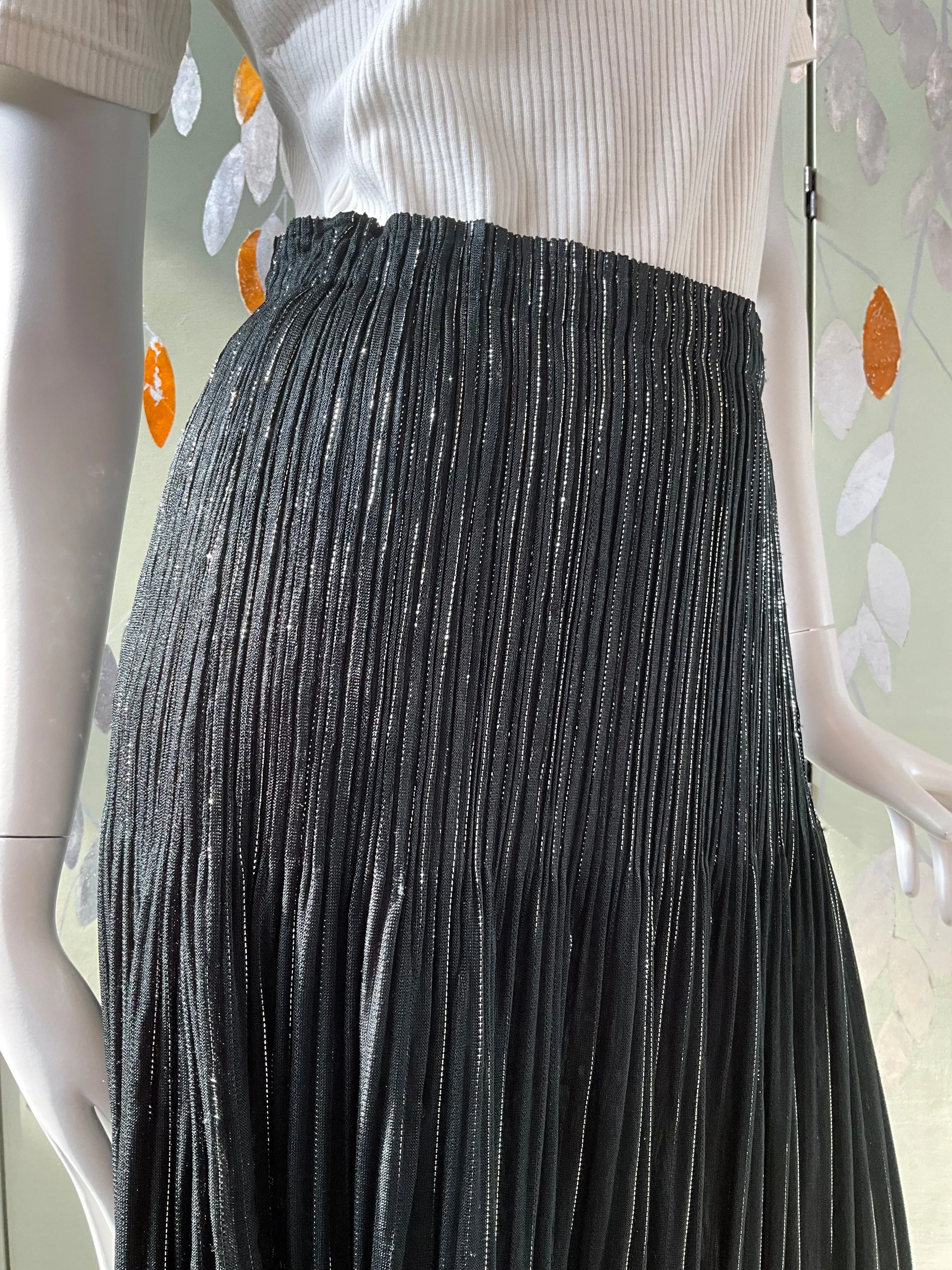 Vintage 1990s Issey Miyake Black and Silver Metallic Pleated Midi Skirt, Medium