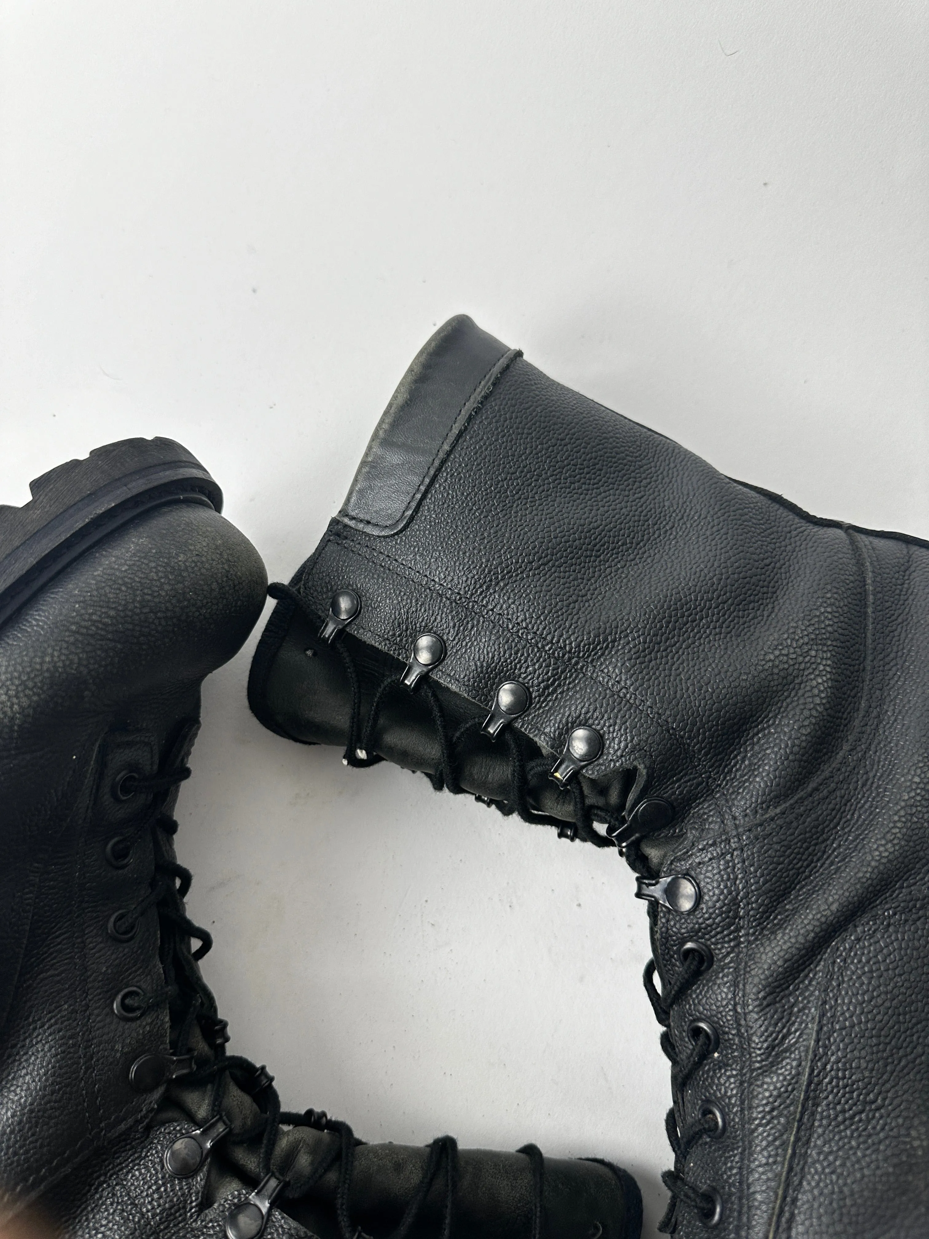 Vintage Boutlet Canadian Combat Boots Mens 11 (280-106) Black Leather