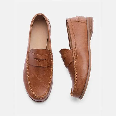 Vintage Leather Splicing Low Heel Slip On Loafers