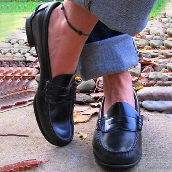 Vintage Leather Splicing Low Heel Slip On Loafers