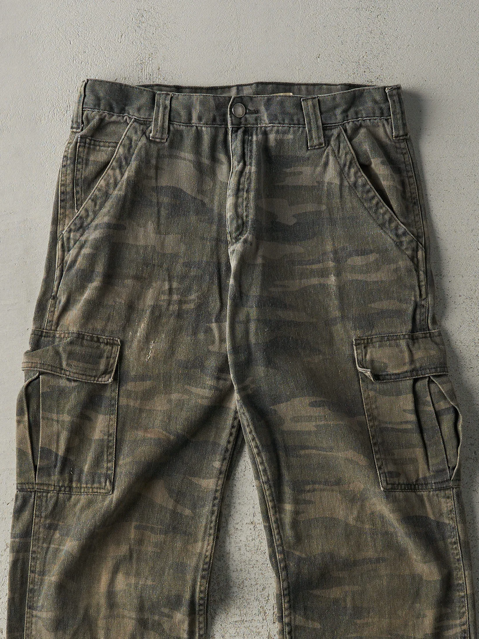 Vintage Y2K Camo Work King Cargo Pants (31x29.5)