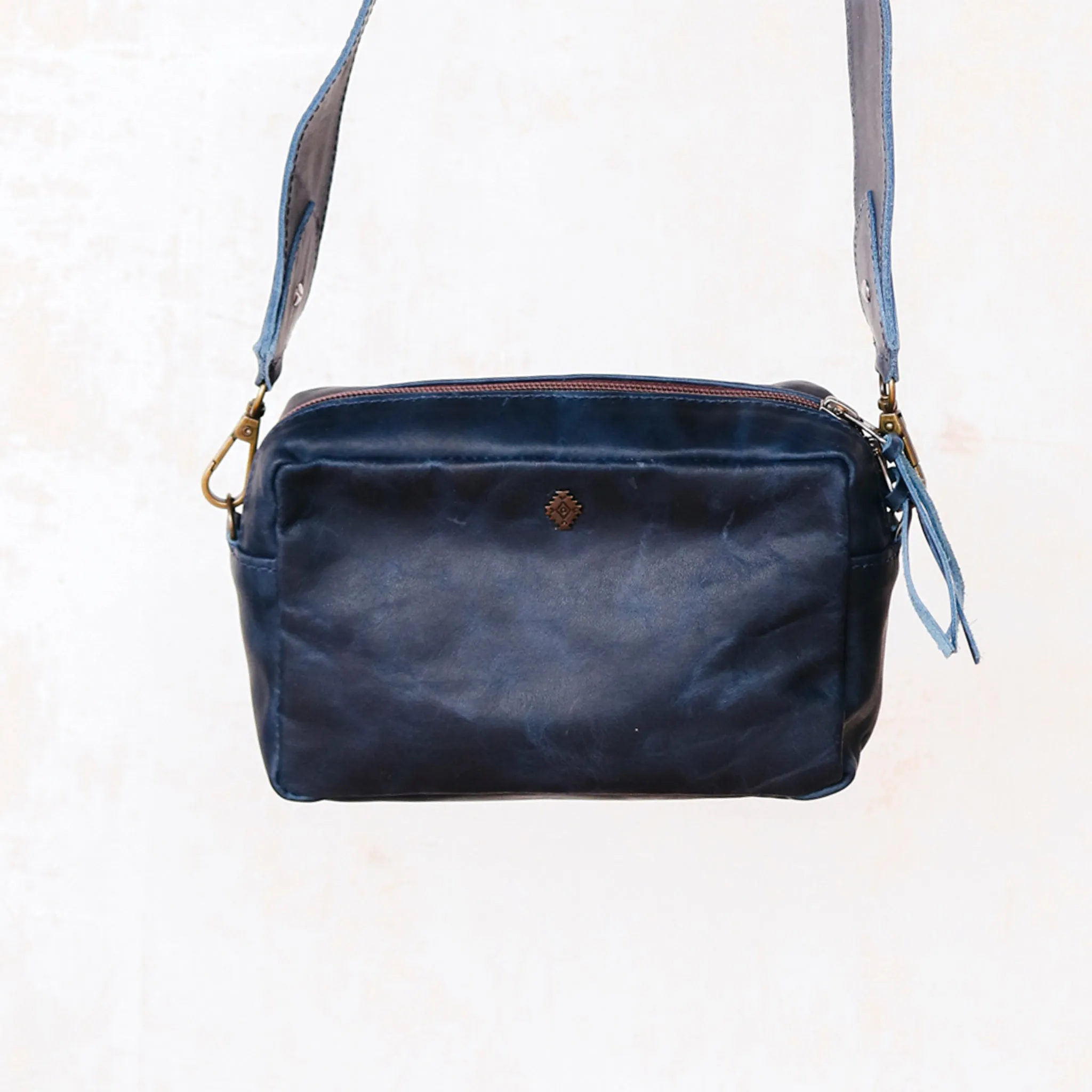 WANDER CROSSBODY BAG   WIDE STRAP SET - FULL LEATHER - NAVY