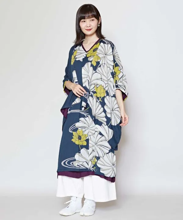 WATARI - Cotton Rose Print Reversible Kimono