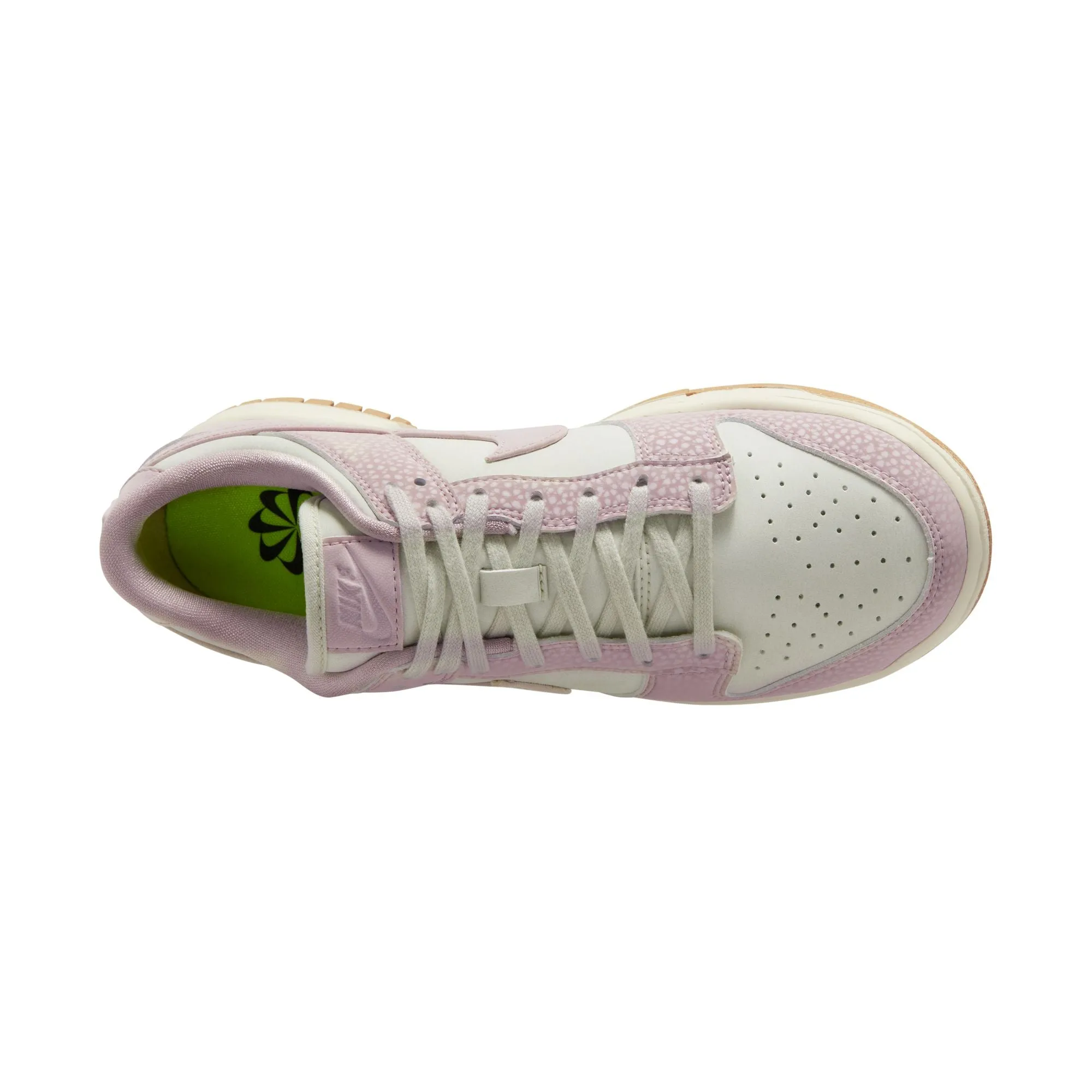 WMNS Nike Dunk Low PRM NN