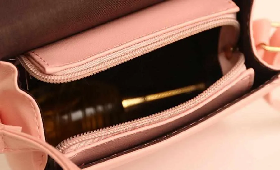 Women Messenger Shoulder Handbag With Tassel