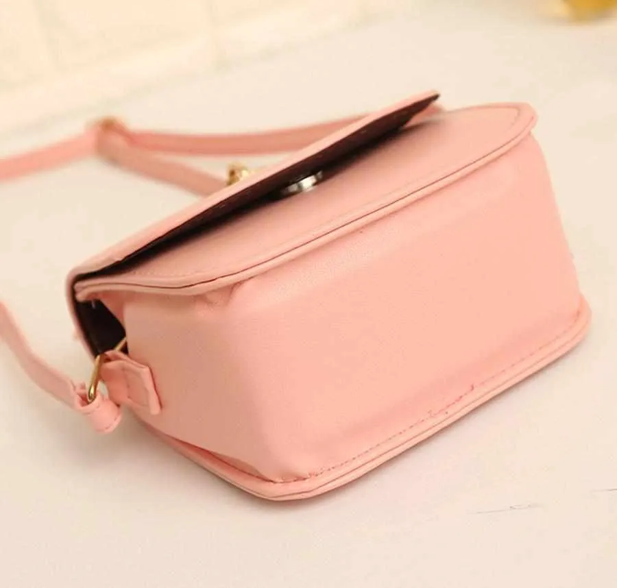 Women Messenger Shoulder Handbag With Tassel