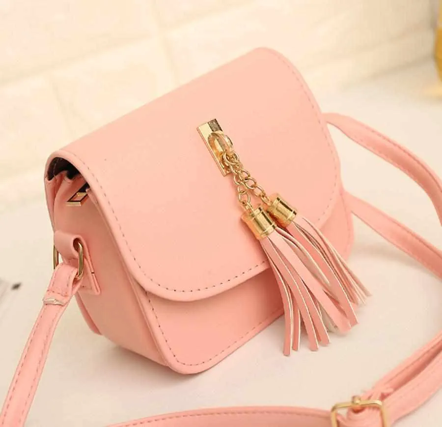 Women Messenger Shoulder Handbag With Tassel