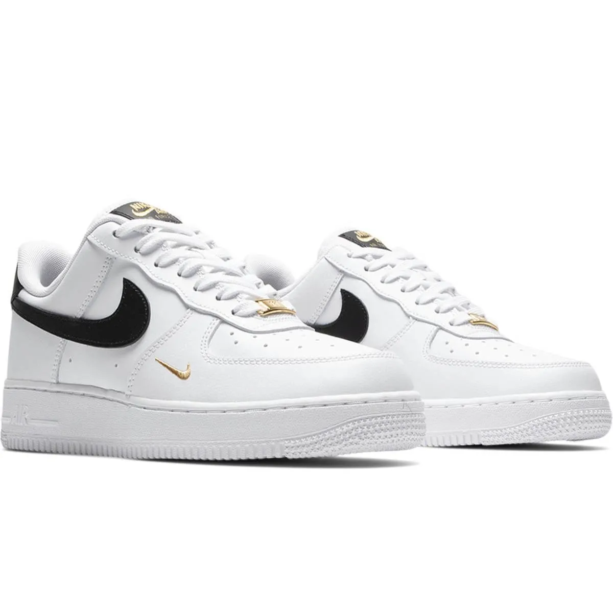 WOMEN'S AIR FORCE 1 07 ESSENTIAL