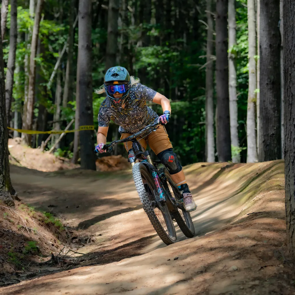Women's Catalyst Mountain Bike Button-Down Shirt