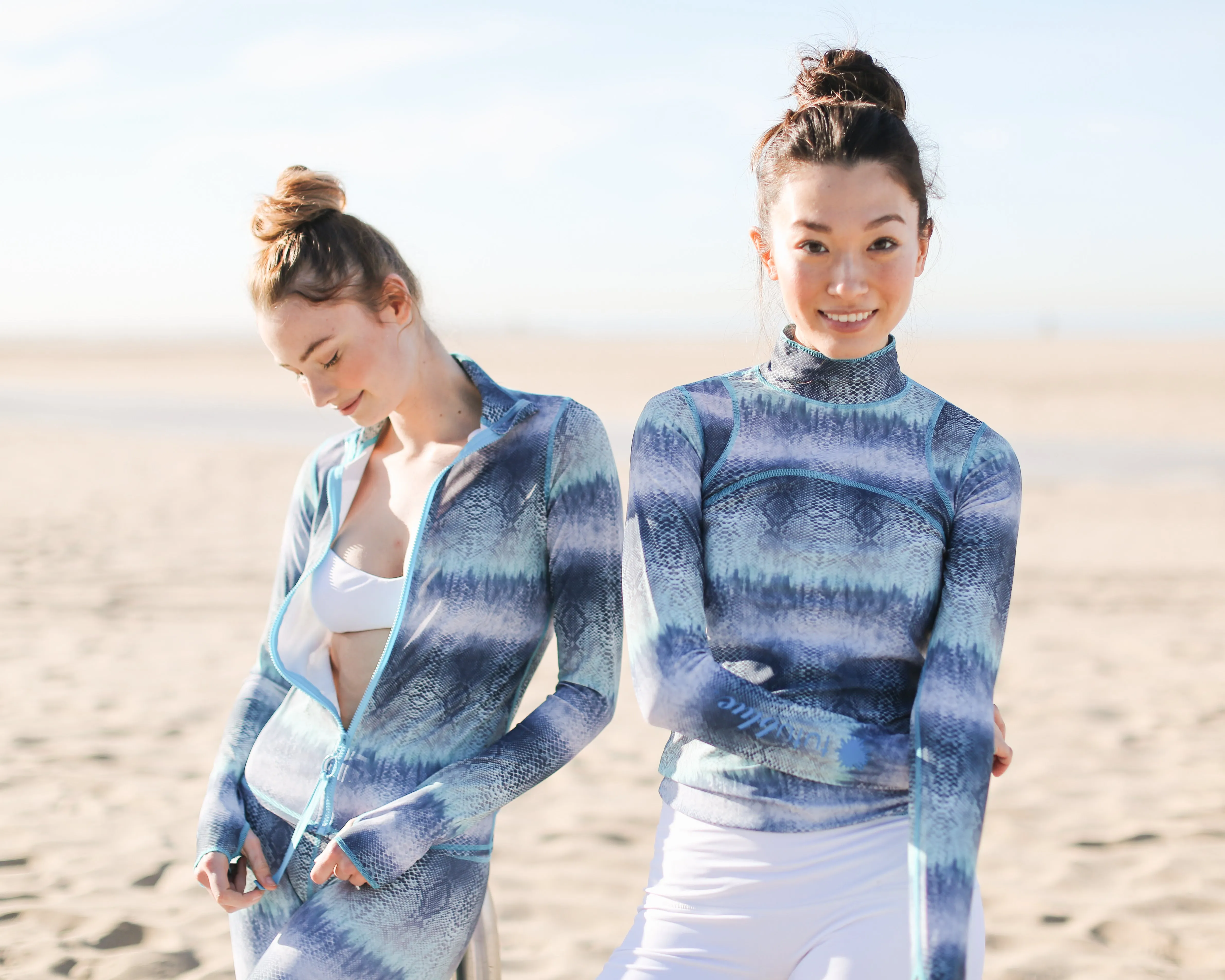 WOMEN'S PULLOVER RASH GUARD - BLUE COBRA