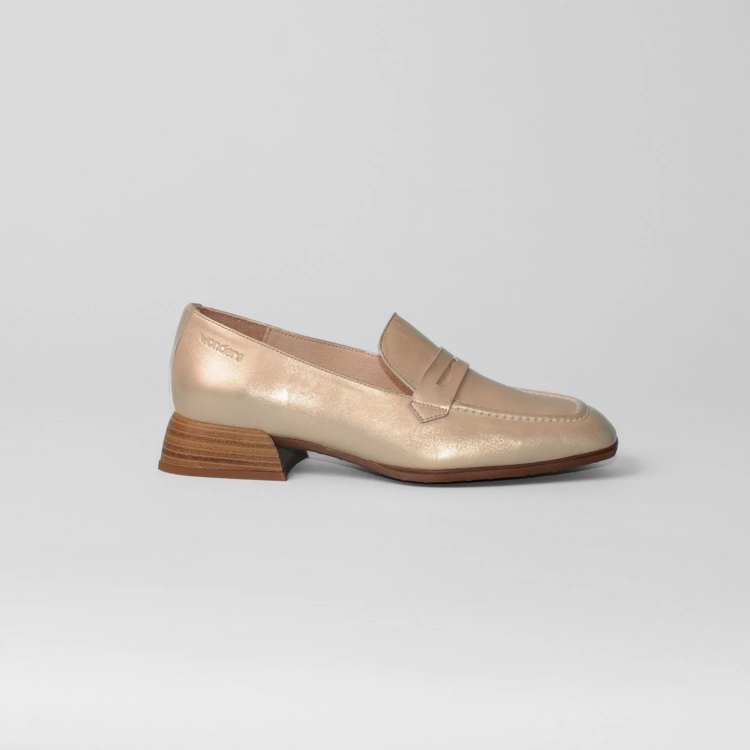 Wonders - C-7122 Metallic Gold Loafer