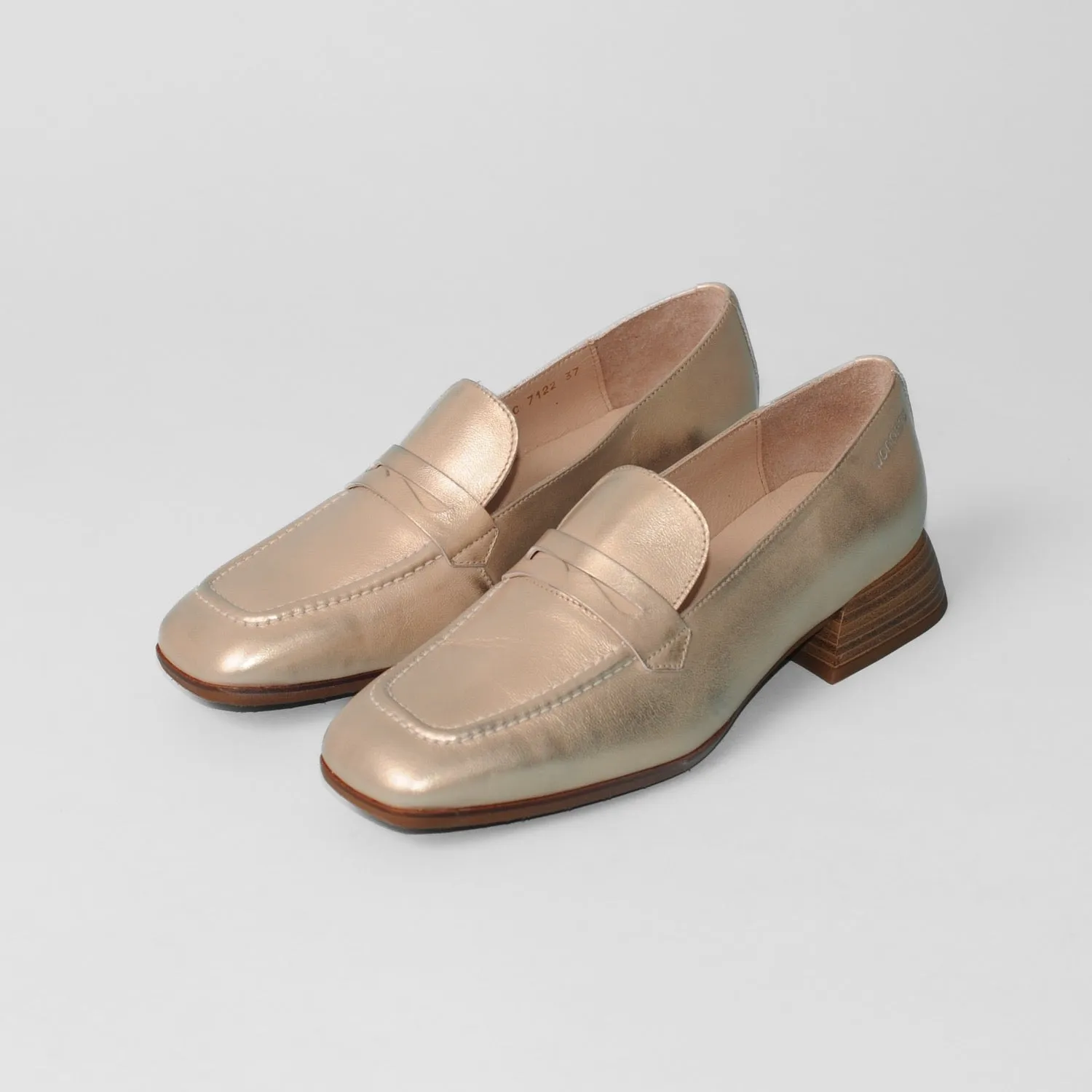 Wonders - C-7122 Metallic Gold Loafer